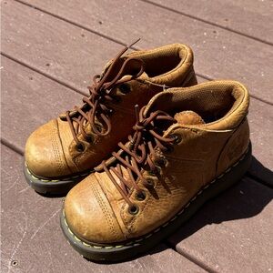 Dr. Martens Yolanda Boots